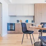 Aurora By Rent Côme