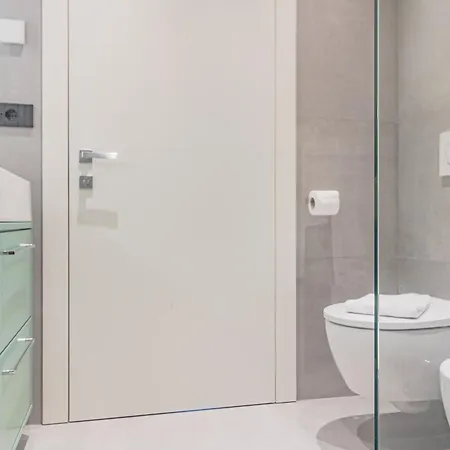 Aurora By Rent Apartment Como