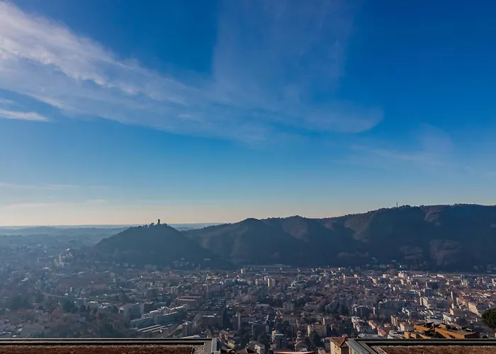 Aurora By Rent Apartment